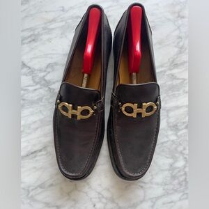 Men’s Ferragamo Brown leather loafers- Size 11D